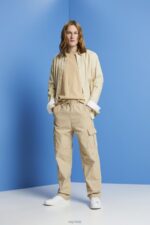 Esprit Cotton jogger-style tapered cargo trousers Men Sand Trousers & Pants P0D0X674 - Image 2