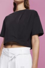 Esprit Cropped crewneck T-shirt Women Black T-Shirts P0D0X193 - Image 3