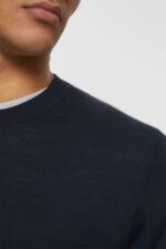 Esprit Knitted wool sweater Men Navy Sweaters P0D0X904 - Image 3