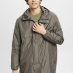 Esprit Lightweight rain jacket with hood Men Khaki Green Jackets P0D0X765