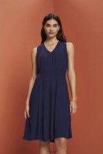 Esprit Mini dress with a smocked waist Women Navy Dresses P0D0X228