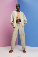 Esprit Mixed fabric cargo trousers with TENCEL Women Dusty Green Trousers & Pants P0D0X265 - Image 2