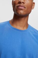 Esprit Plain T-shirt Men Blue T-Shirts P0D0X931 - Image 3