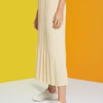 Esprit Pleated midi skirt Women Sand Skirts P0D0X483