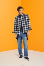 Esprit Pure cotton oversized shirt with checked pattern Men Petrol Blue Shirts P0D0X838 - Image 2