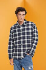 Esprit Pure cotton oversized shirt with checked pattern Men Petrol Blue Shirts P0D0X838