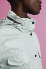 Esprit Recycled: rain jacket with a hood Women Light Aqua Green Jackets P0D0X95 - Image 3