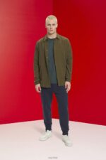 Esprit Sustainable cotton muslin shirt Men Khaki Green Shirts P0D0X756 - Image 2